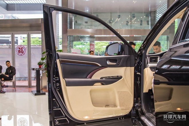 2015款 3.5L 四驅至尊版 7座