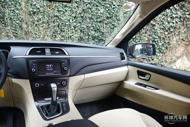 2015款 2.0T 自動豪華型