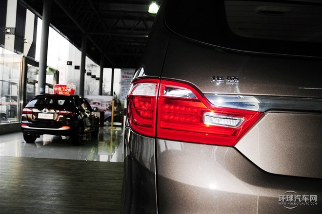 2015款 2.0T 自動(dòng)豪華型