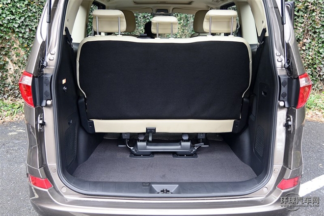 2015款 2.0T 自動旗艦型