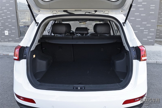 2015款 1.5T 手動豪華型