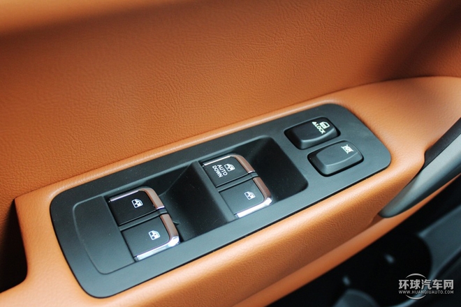 2015款 1.5T 手動舒適型