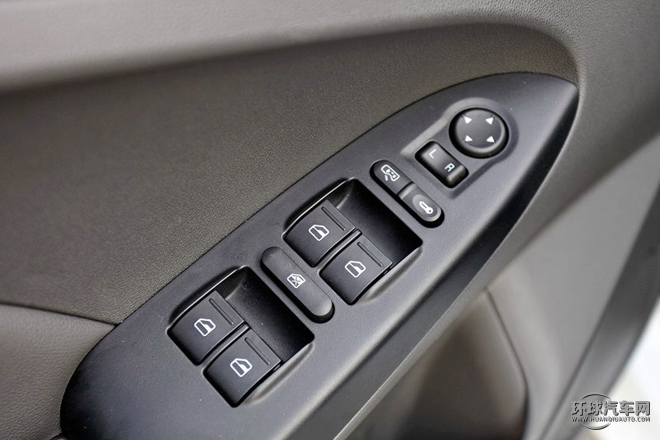 2015款 1.6L 手動致領(lǐng)版