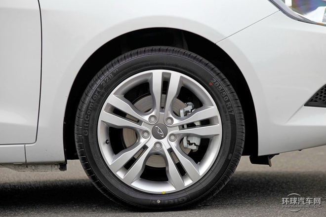 2015款 1.6L 手動致領版