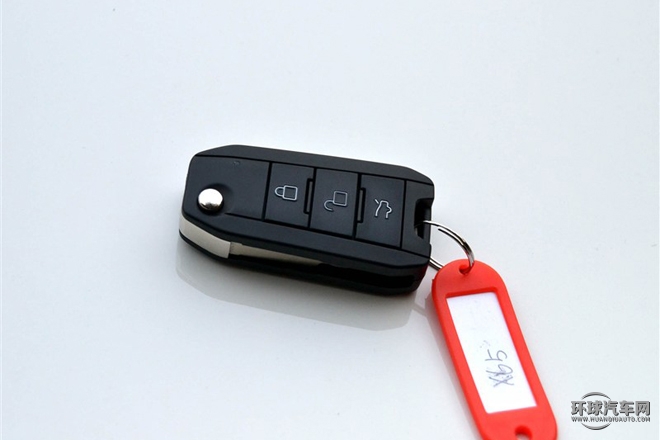 2015款 2.0T 手動豪華型