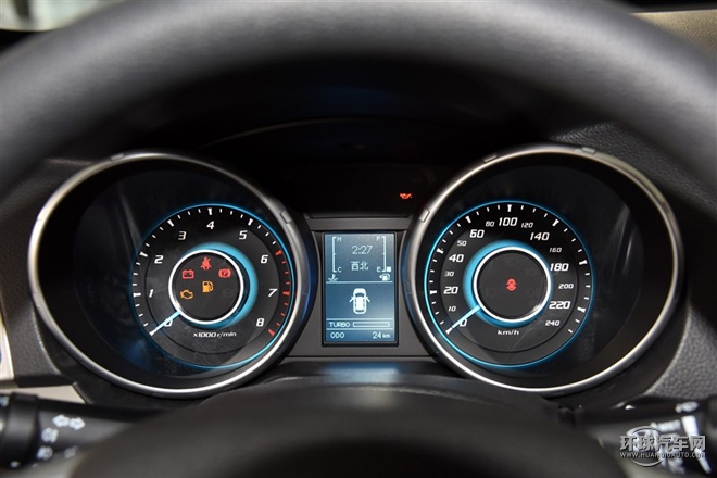 2015款 2.0T 手動豪華型