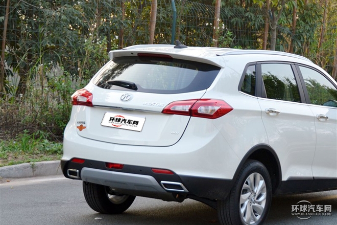 2015款 2.0T 手動豪華型