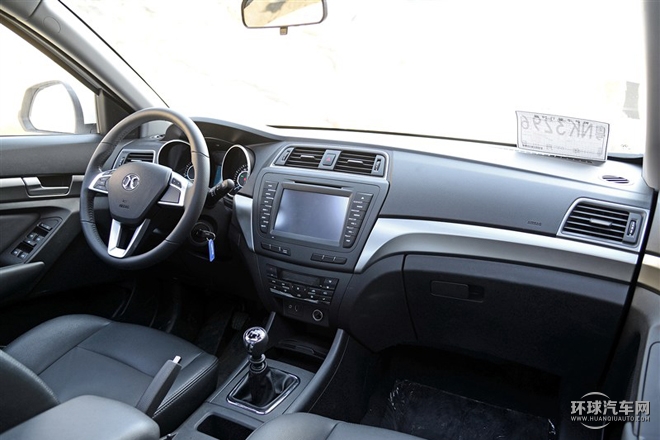 2015款 2.0T 手動精英型