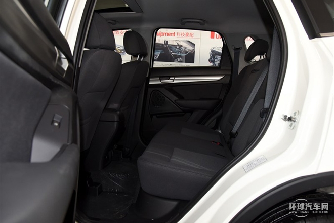 2015款 2.0T 手動舒適型