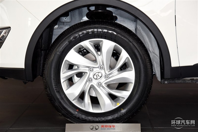 2015款 2.0T 手動舒適型