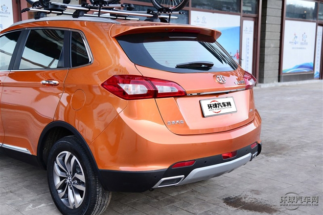 2015款 2.0T 自動豪華型