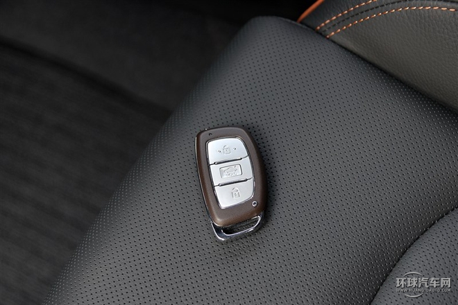 2015款 1.6T DLX尊貴型