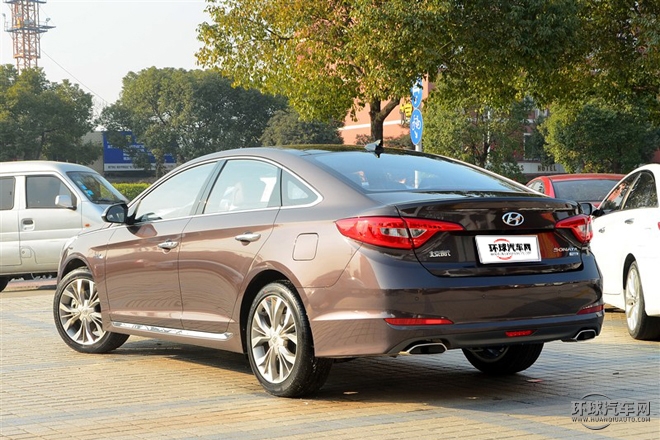 2015款 2.4L DLX尊貴型