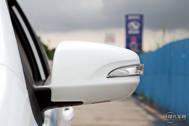 2015款 1.5L 手動舒適型