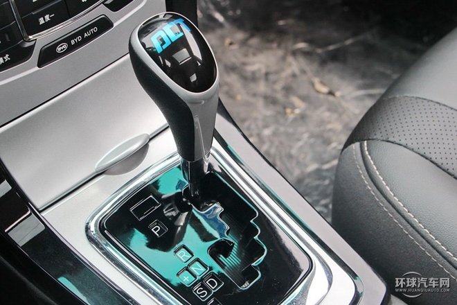 2015款 1.5L 自動豪華型