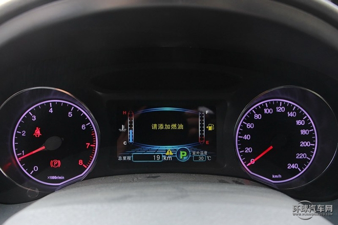 2015款 1.5L 自動(dòng)豪華型