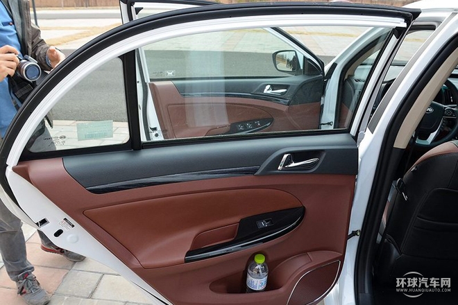 2015款 1.5L 自動旗艦型