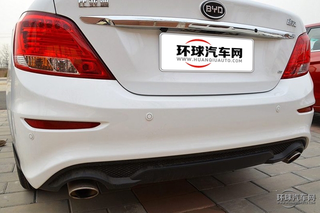 2015款 1.5L 自動(dòng)旗艦型