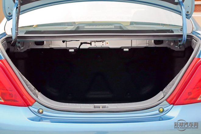 2015款 1.5L 自動舒適型