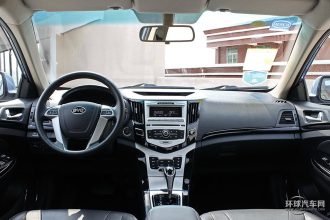 2015款 1.5L 自動舒適型