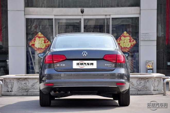 2015款 230TSI 自動豪華型