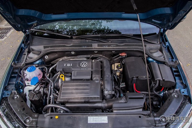 2015款 230TSI 自動舒適型