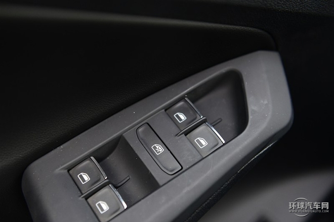 2015款 280TSI 手動(dòng)豪華型