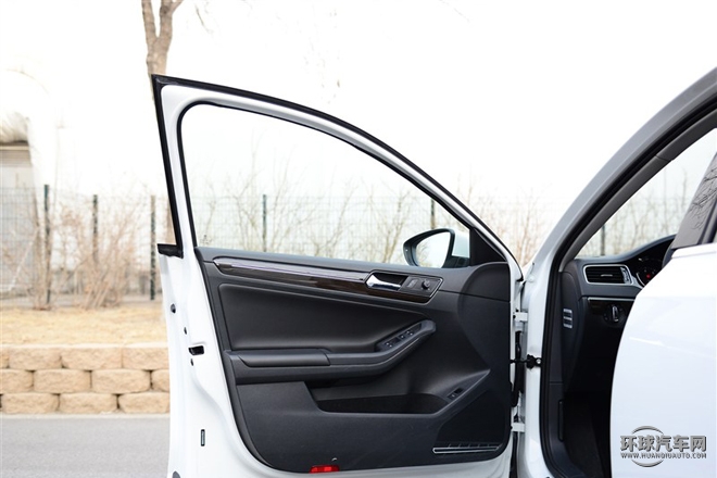 2015款 280TSI 手動豪華型