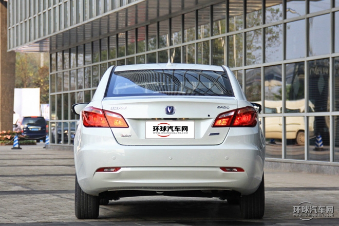 2015款 1.5T 自動運(yùn)動尊貴型