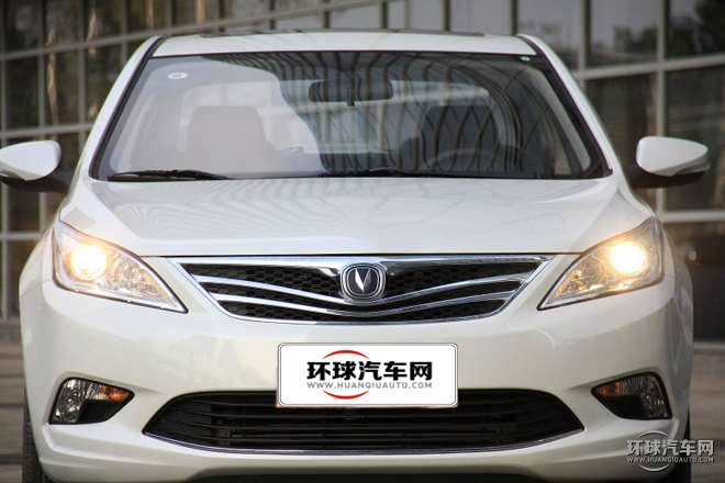 2015款 1.5T 自動(dòng)運(yùn)動(dòng)尊貴型