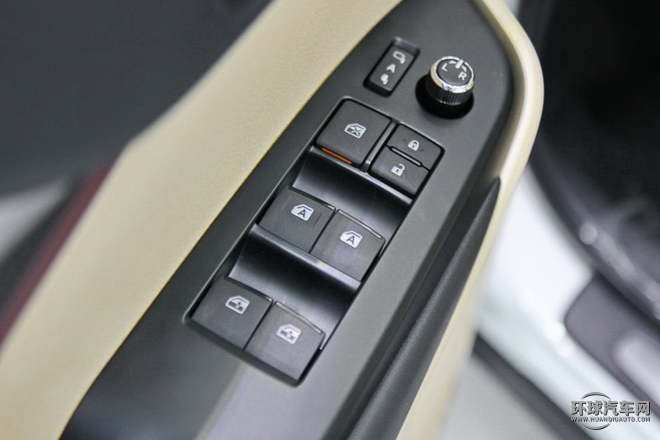 2015款 2.0T 兩驅豪華版 7座