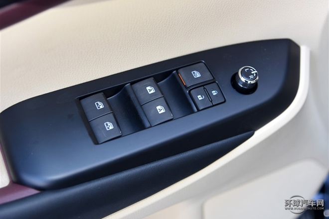 2015款 2.0T 兩驅精英版 7座