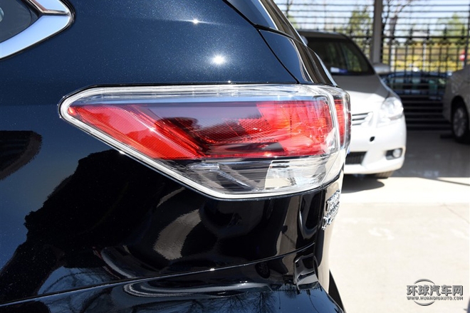 2015款 2.0T 兩驅(qū)精英版 7座