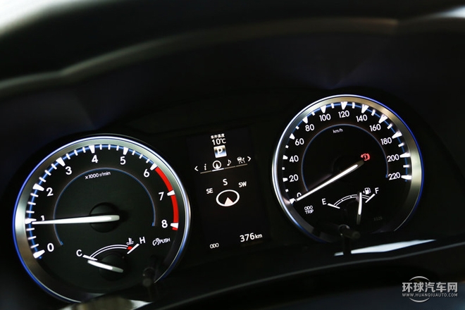 2015款 2.0T 四驅(qū)豪華導(dǎo)航版 7座