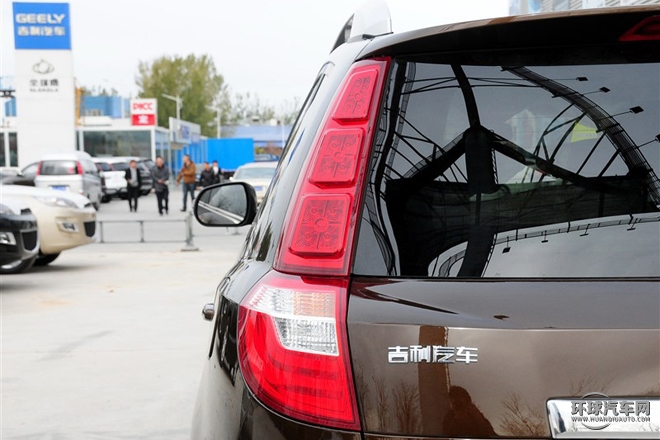 2015款 運動版 2.0L 自動豪華型