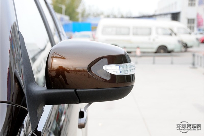 2015款 運(yùn)動(dòng)版 2.0L 自動(dòng)豪華型