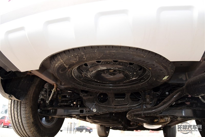 2015款 運動版 2.0L 自動尊貴型