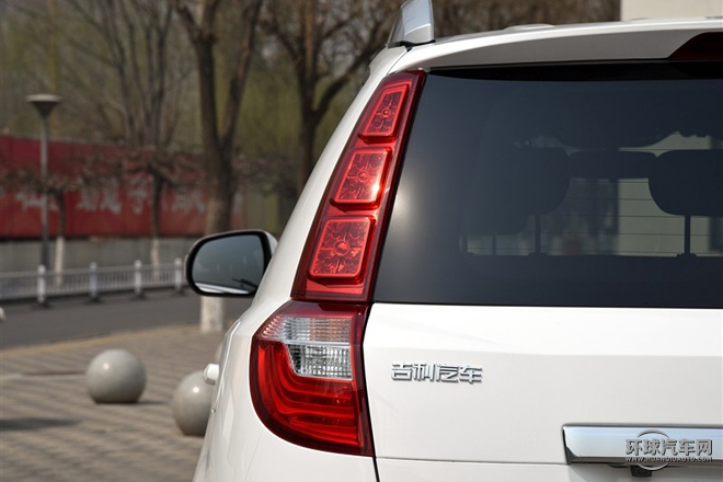 2015款 運動版 2.0L 自動尊貴型