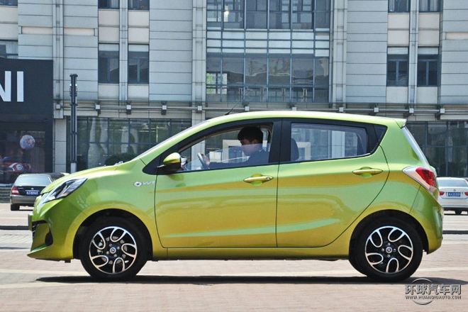 2015款 1.4L 手動(dòng)豪華型