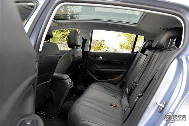 2015款 1.6T 自動勁馳版