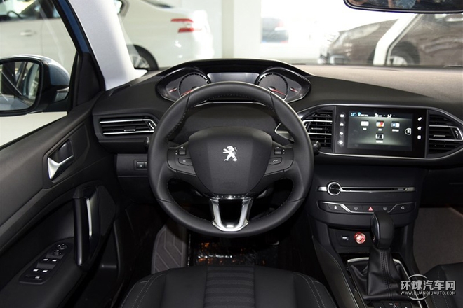 2015款 1.6T 自動勁馳版