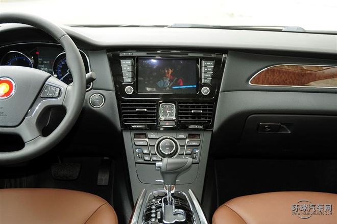 2015款 2.0T 尊貴型