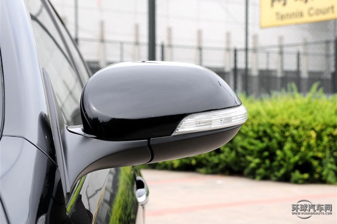 2015款 3.0L 尊貴型