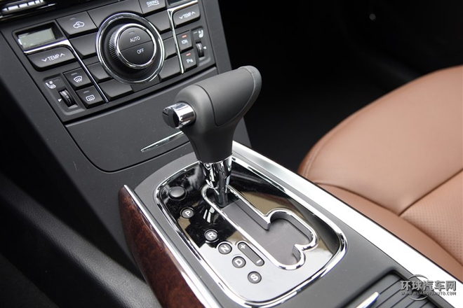 2015款 1.8T 技術型