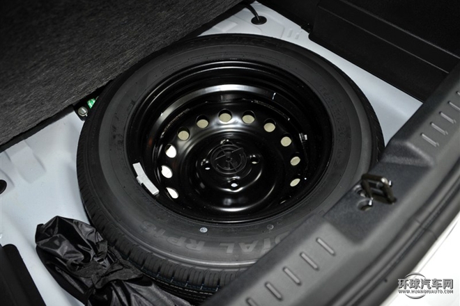 2015款 1.5L 手動藍鉆版