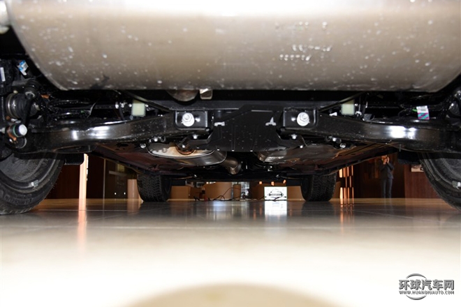 2015款 2.0T 四驅(qū)總統(tǒng)系列