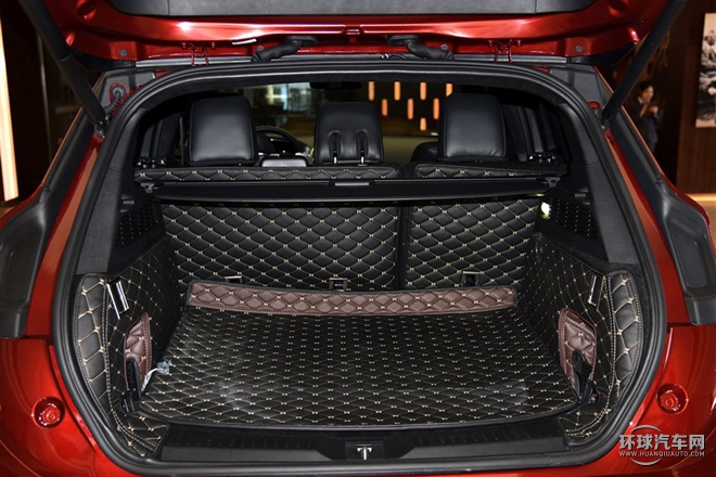 2015款 2.0T 四驅(qū)總統(tǒng)系列