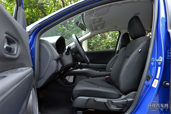 2015款 1.5L CVT兩驅(qū)舒適型