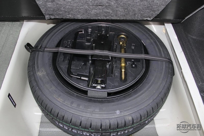 2015款 1.6L 手動(dòng)新動(dòng)型