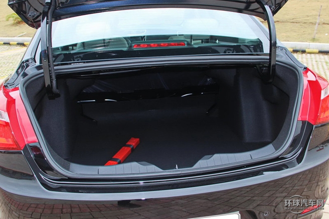 2015款 1.8L 手動(dòng)新享型